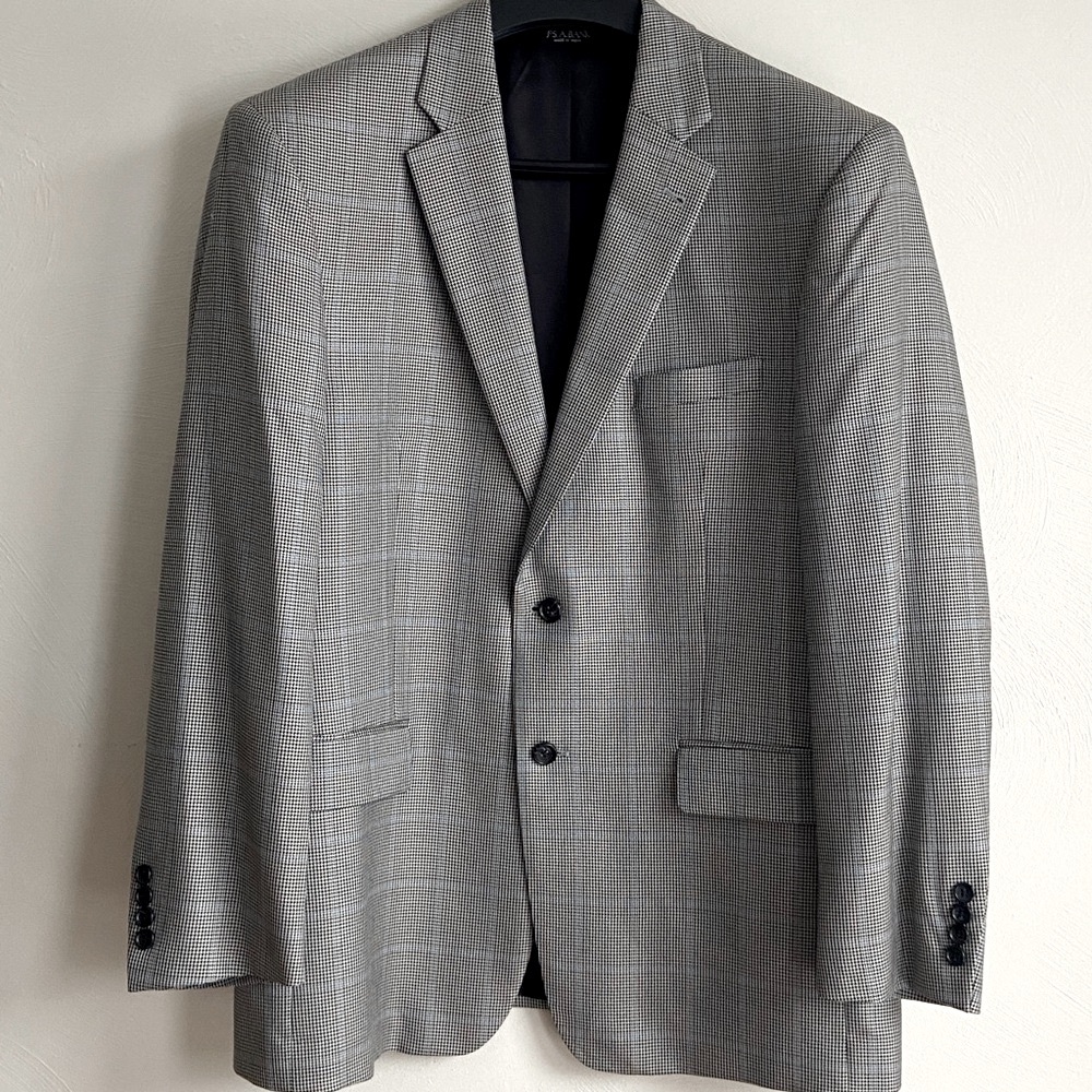 Jos A Bank Signature
Collection Mens 44R Wool/Silk
Plaid Blazer Sport Coat - Picture 2 of 12